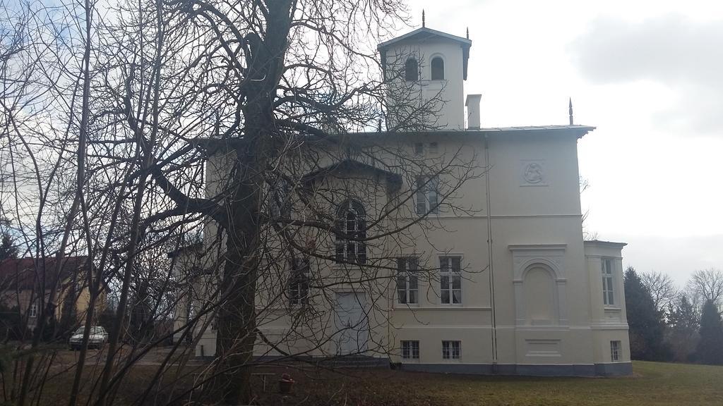 Agroturystyka "Palac W Janowie" Экстерьер фото