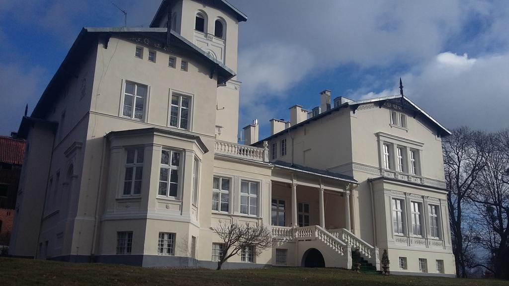 Agroturystyka "Palac W Janowie" Экстерьер фото