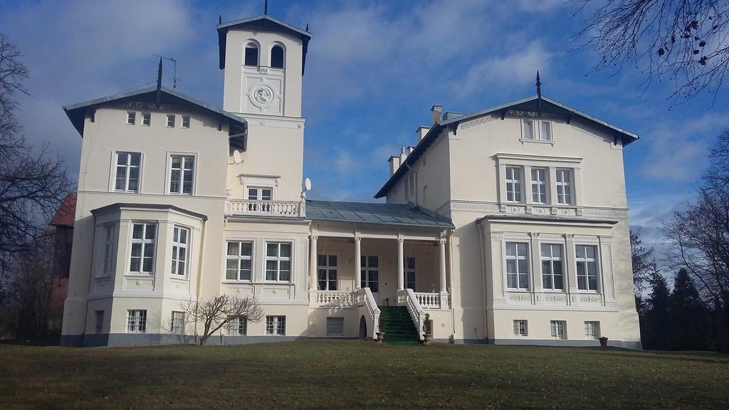 Agroturystyka "Palac W Janowie" Экстерьер фото