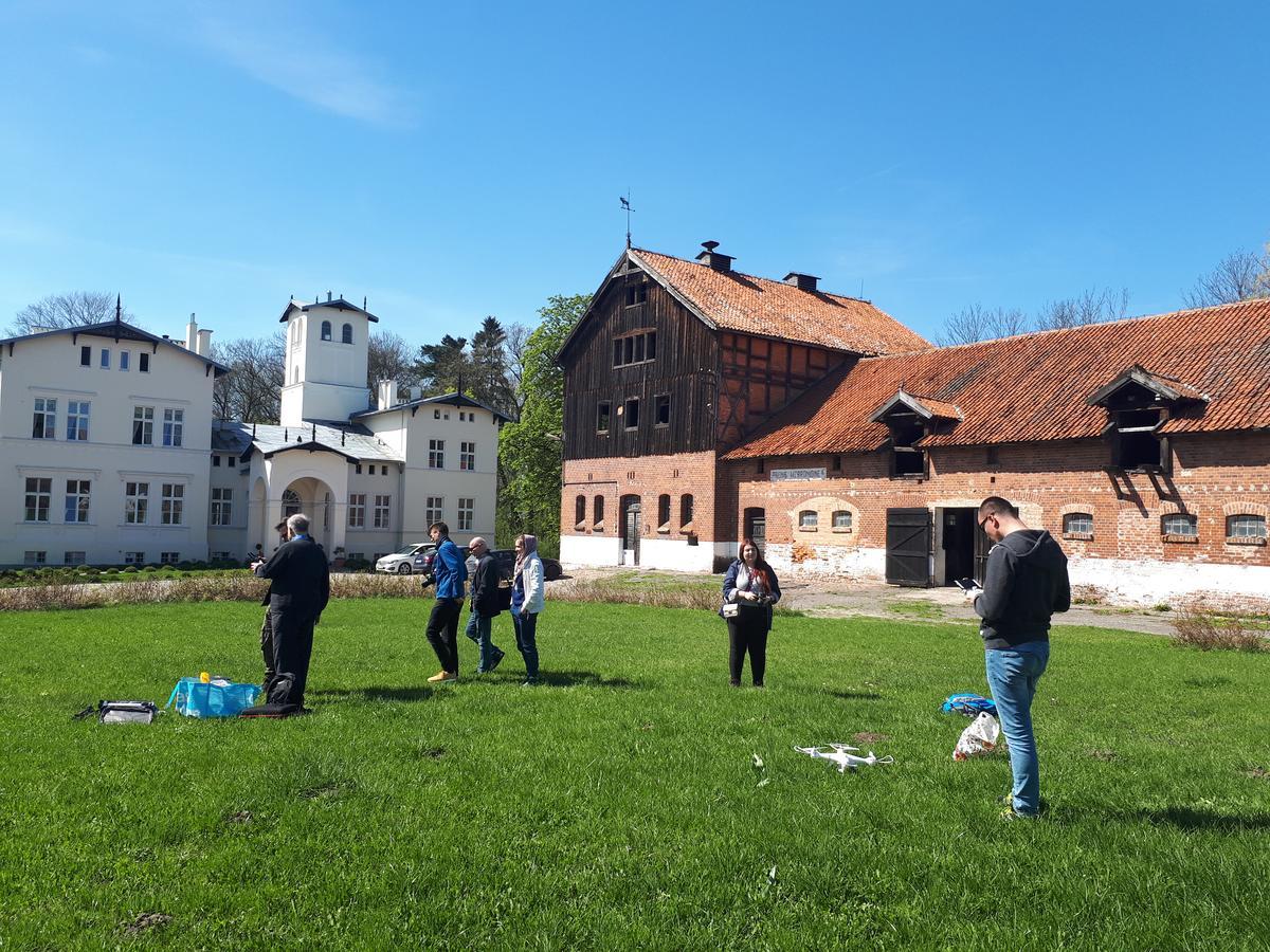 Agroturystyka "Palac W Janowie" Экстерьер фото